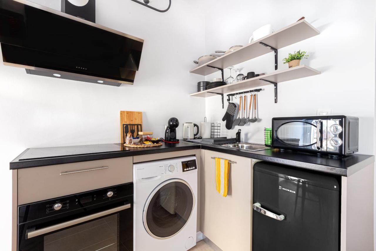 Aegean Pearl Apartment Piraeus Ngoại thất bức ảnh